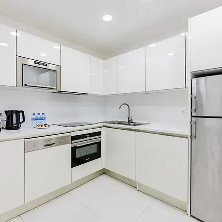 Premium-parc Monceau-wagram -3 Chambres-6pers Lägenhet